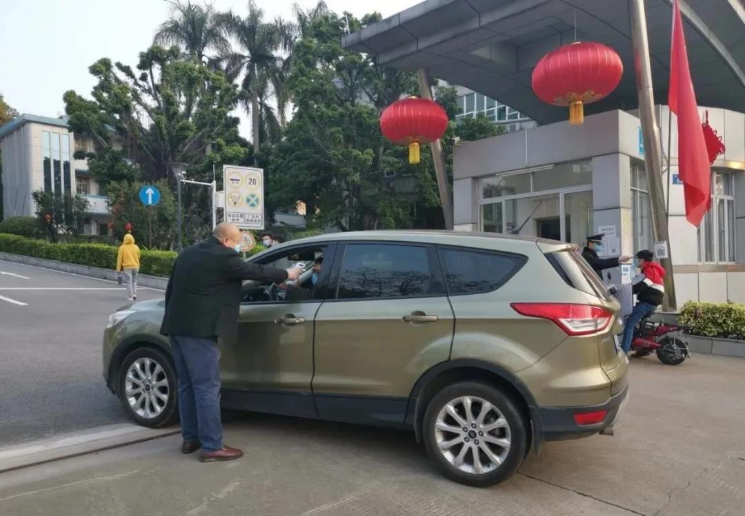 平凡岗位上的坚守与奉献——记坚守在总厂防控一线的党员同志康彦豪